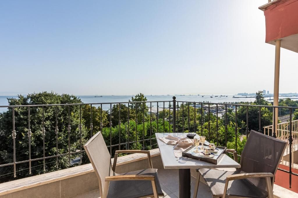 Habitación triple Confort, balcón, vista al mar | Vista desde la habitación