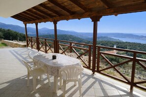 Unclassified image, 2 of 20, button - Ionian Balcony Dreamy Haven in Kefalonia w/ Sea View (Cephalonia)
