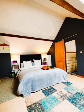 WiFi, bed sheets - Family Suite & Home Breakfast - Garden | Parc Astérix, Senlis, Chantilly (Fresnoy-le-Luat)