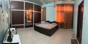 3 Schlafzimmer, Bügeleisen/Bügelbrett, kostenloses WLAN, Bettwäsche