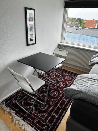 Restaurantes. Cozy 1-bedroom Apartment in Central Hvidovre, Copenhagen