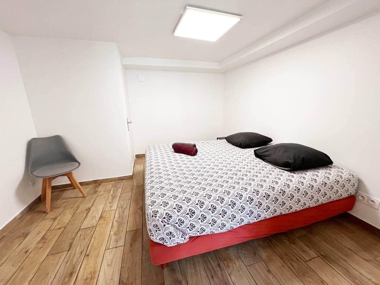 Strygejern/strygebræt, Wi-Fi, sengetøj