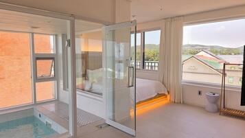 Double Room, Sea View | Premium bedding, free WiFi, bed sheets