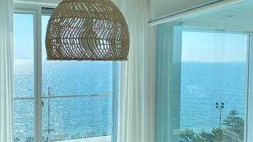 Tweepersoonskamer, uitzicht op zee | Interieur