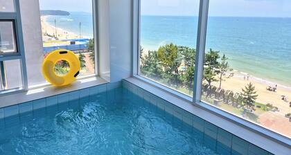 Daecheon I-Ocean Pool Villa Hotel