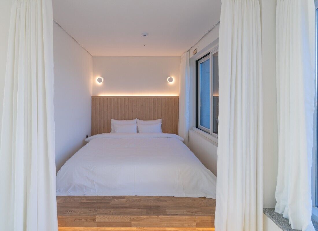 Suite, vistas al mar | Escritorio y wifi gratis