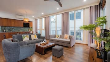 Appartement Familial, 3 chambres, balcon, vue ville | Coin séjour