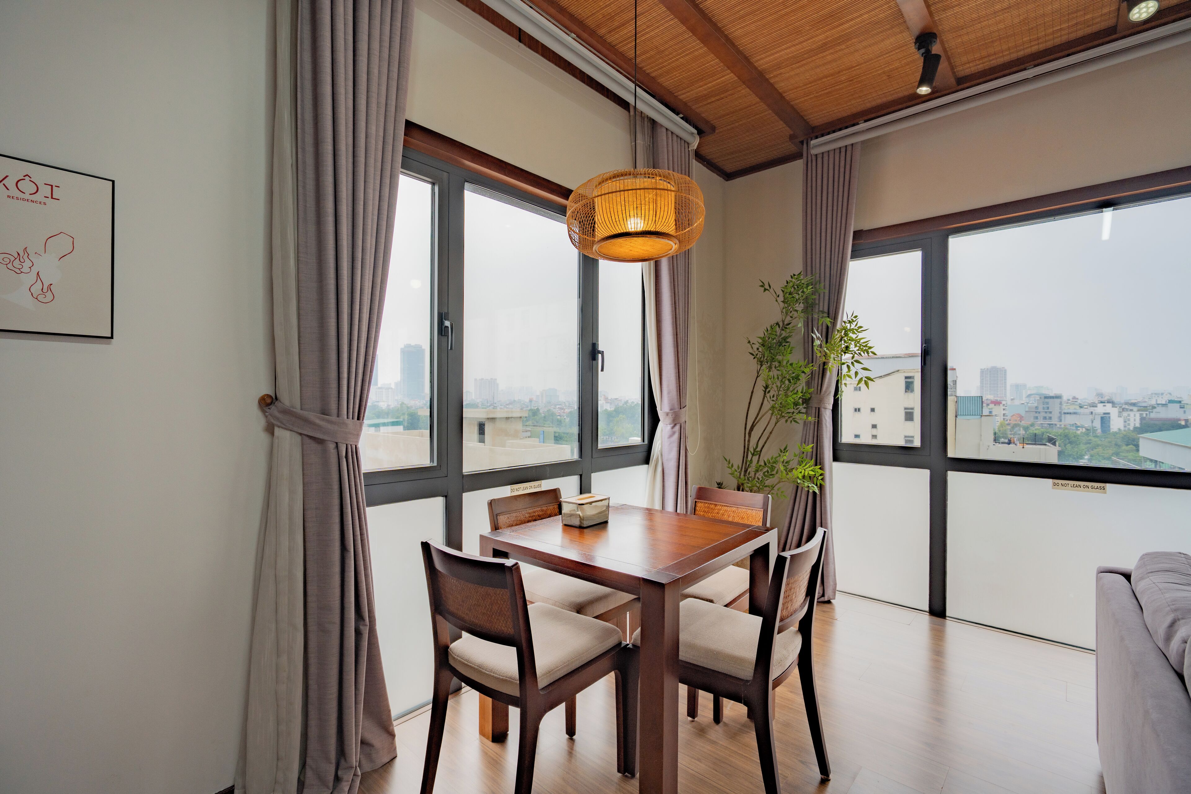 Luxury Single Room, 1 Bedroom, Non Smoking, City View | Private kitchen | Full-size fridge, microwave, stovetop, rice cooker