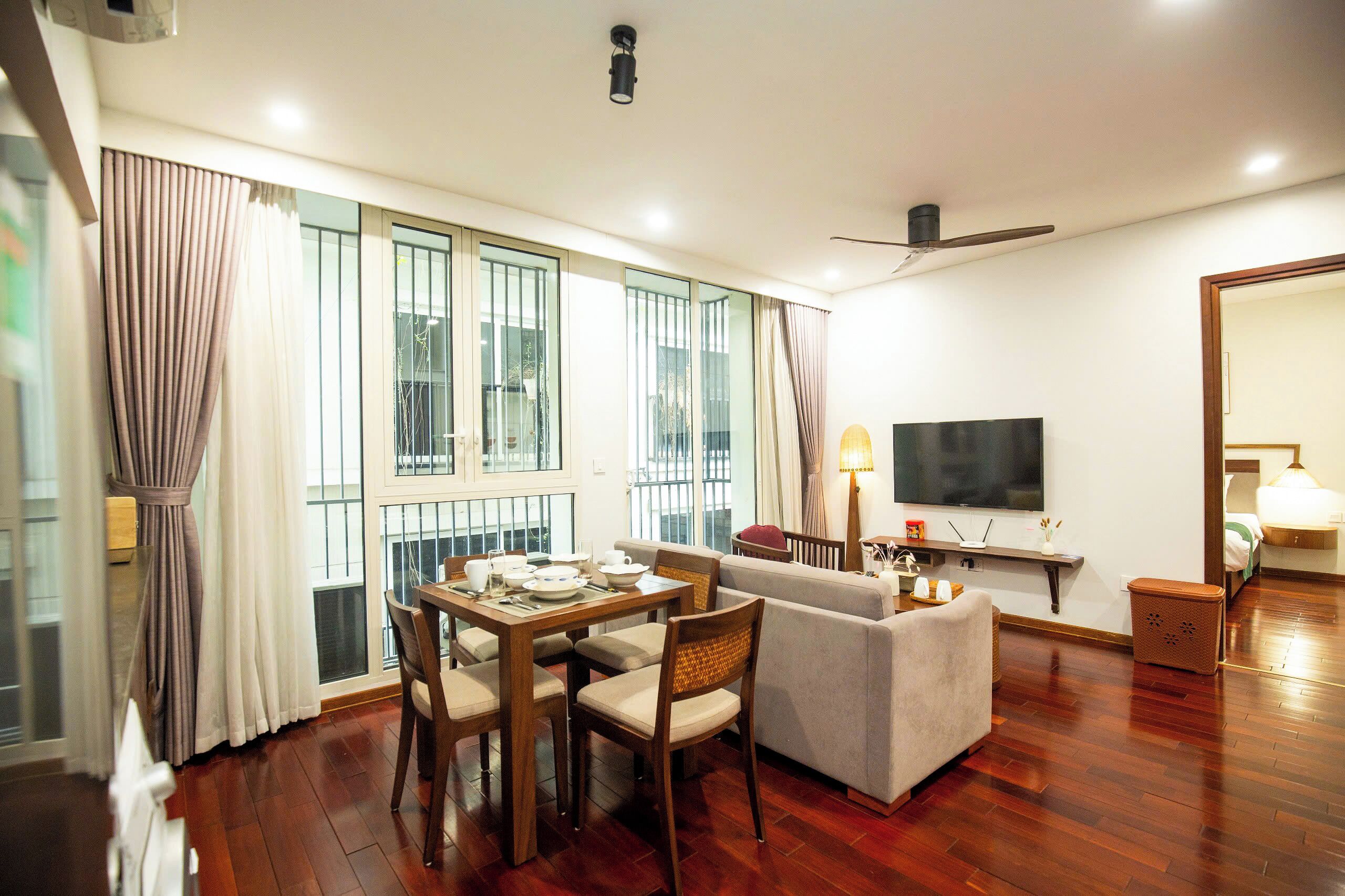 Studio Affaires, 2 chambres, cuisine, vue vallée | Coin séjour