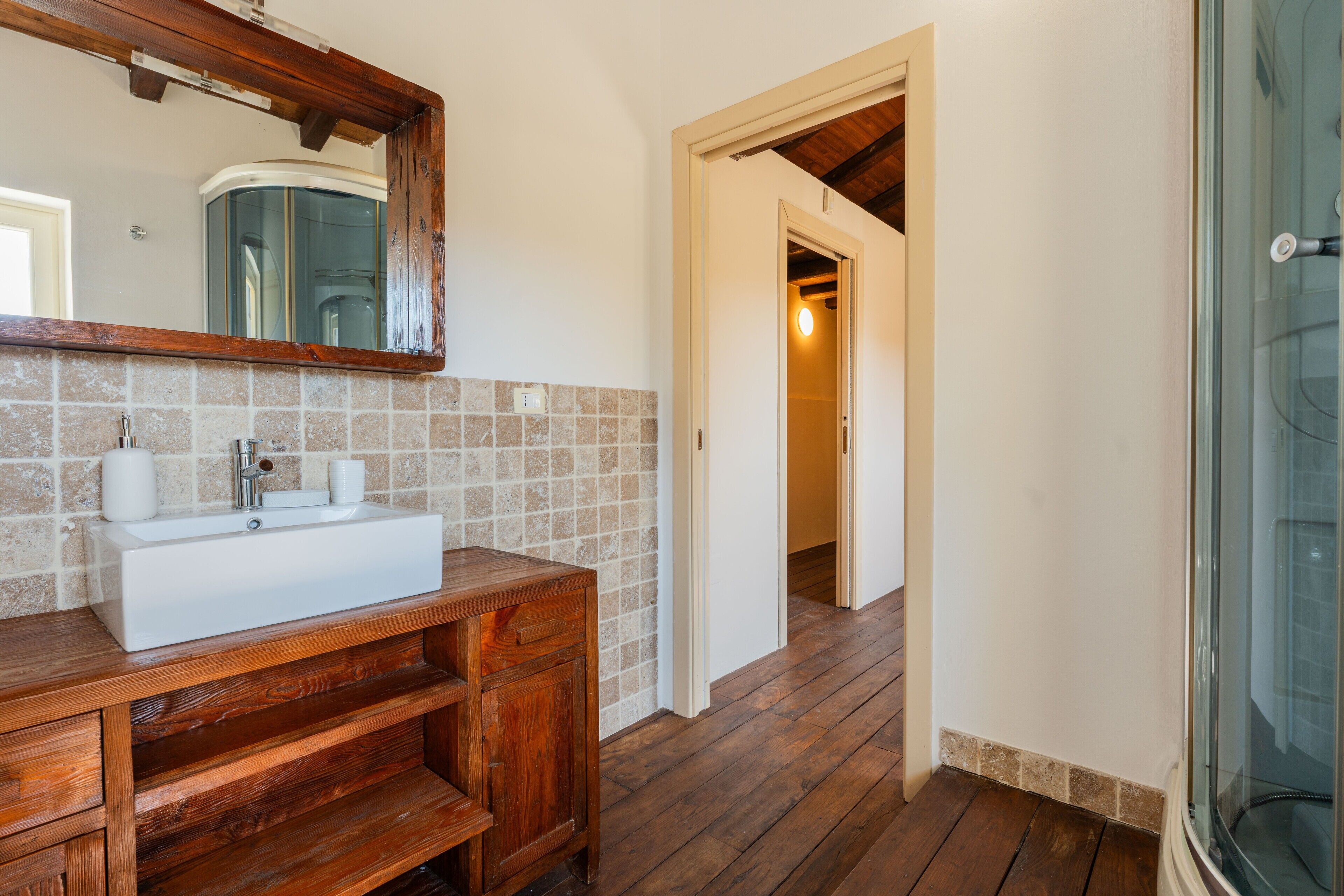 Doccia, asciugacapelli, asciugamani