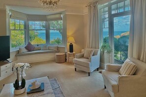 Smart-tv, pejs, bøger