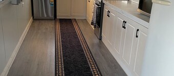 Cabin and horse paddock for rent