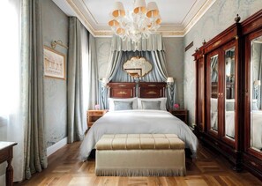 Room - Danieli, A Four Seasons Hotel, Venice (Venice)