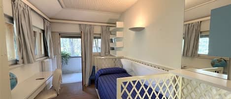 Villa, 4 Bedrooms, Balcony, Garden View