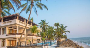 Exterior - 36 Palms Residency- Sea View Villa (Kochi)