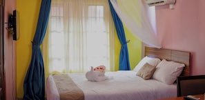 Superior Single Room | Free WiFi, bed sheets
