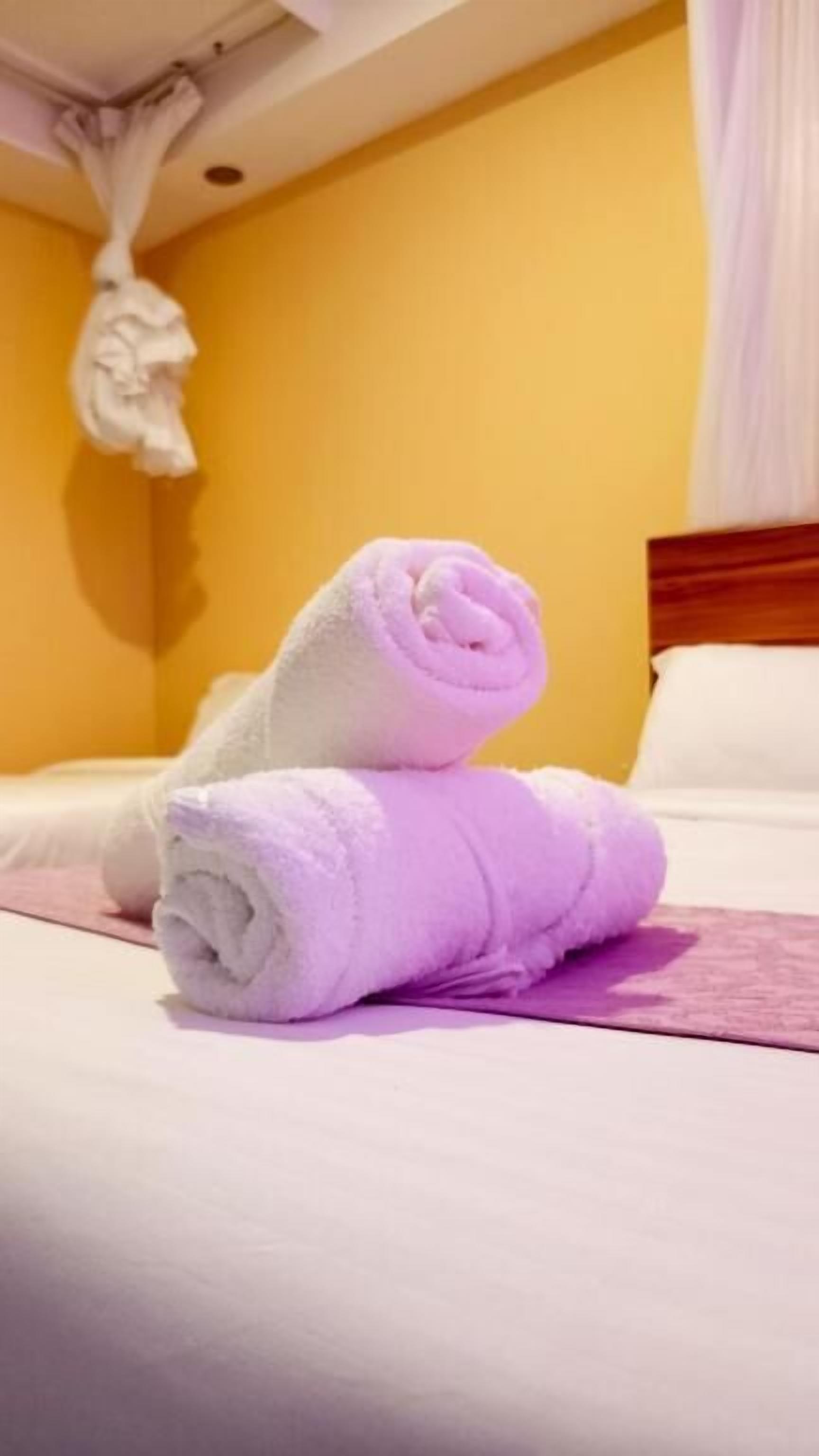 Phòng đôi Deluxe | Truy cập Internet không dây miễn phí, bộ trải giường 