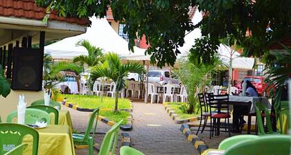 Savannah Paradise Hotel Makindu