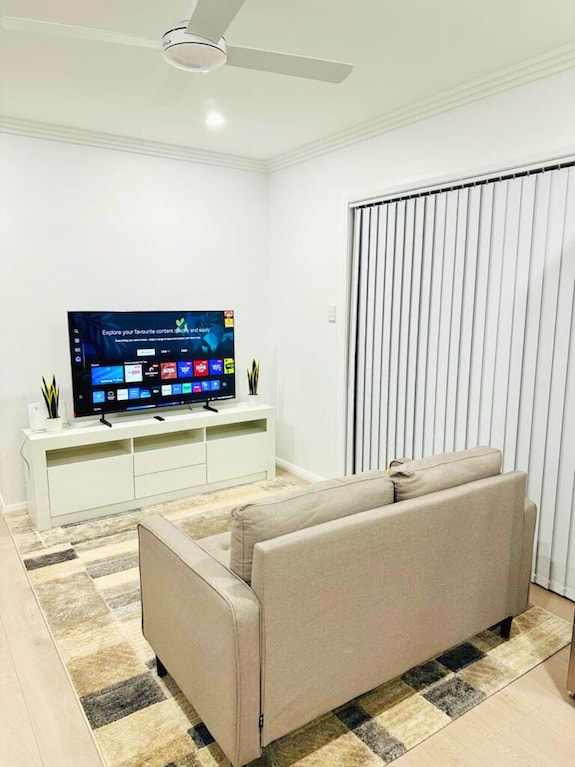 Private & Quiet Minimalist Home In The Centre Of Moss Vale Nsw Perfect Hideout - Berrima