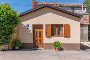 Studio, 1 Bedroom, Smoking, Patio | Exterior detail - Private Little House, Studio Invita (Kanfanar)