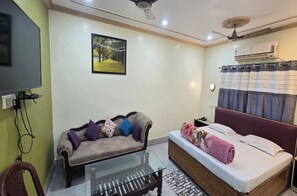 Deluxe Room - Hotel DL (Tezpur)
