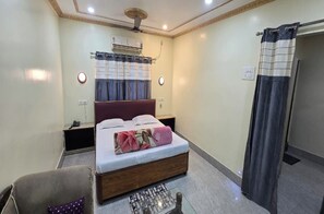 Deluxe Room - Hotel DL (Tezpur)