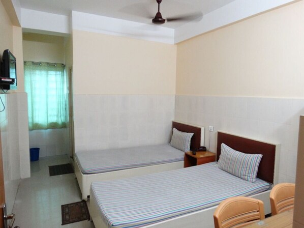 Basic Room, City View