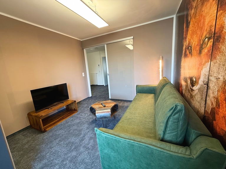 Vyld: Fuchs Suite - Urban | Elevator | Baby Crib - Kempten