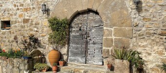 BEAUTIFUL 16 CENTURY FARMHOUSE IN THE MIDDLE OF NATURE AND TRANQUILITY