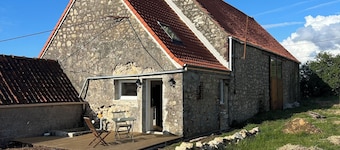 Ecogîte on a farm 14km from the beach