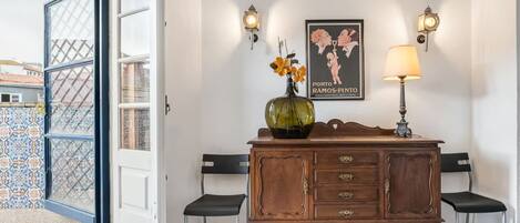 슈피리어룸 | 전용 주방 | 미니 냉장고, 전자레인지, 에스프레소 메이커, 조리 도구/접시/주방 기구