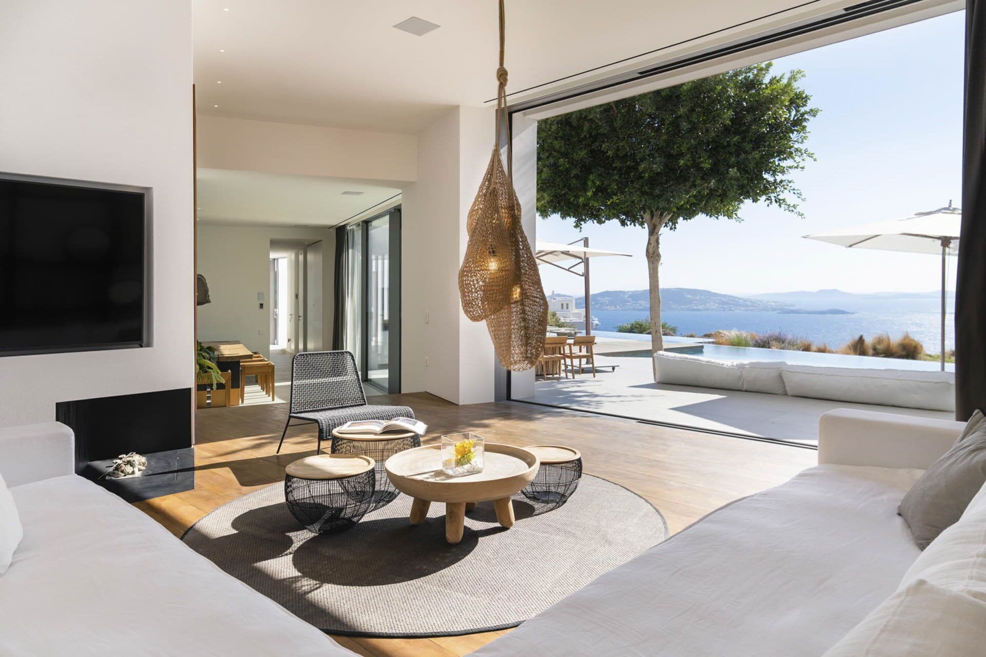 Iron/ironing board, free WiFi