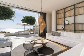 TV - Villa Teseo with private pool - My Rental Homes (Mykonos)