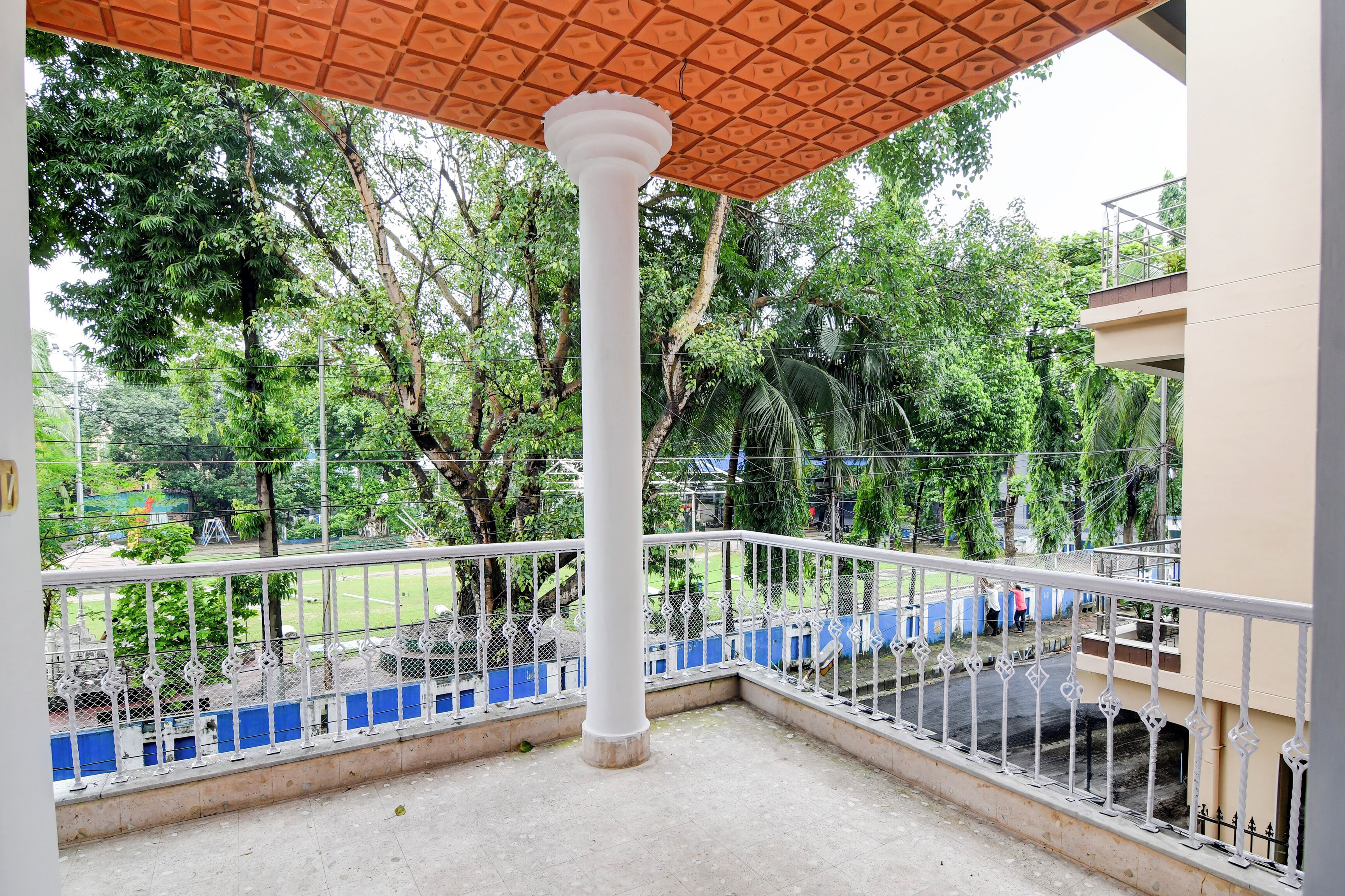 Deluxe Double Room | Property grounds