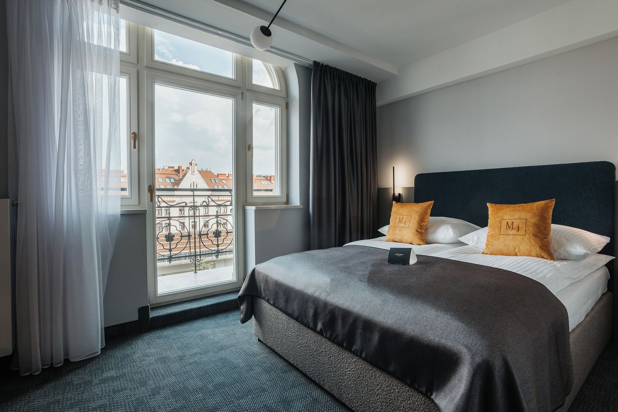 In-room safe, desk, laptop workspace, soundproofing