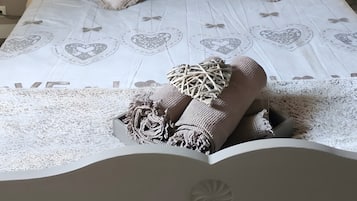 Bügeleisen/Bügelbrett, WLAN, Bettwäsche