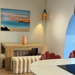Dining - Design apartment facing the sea (La Seyne-sur-Mer)