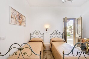Desk, WiFi, bed sheets - Residenza 43 - Santa Maria al Bagno (Nardò)