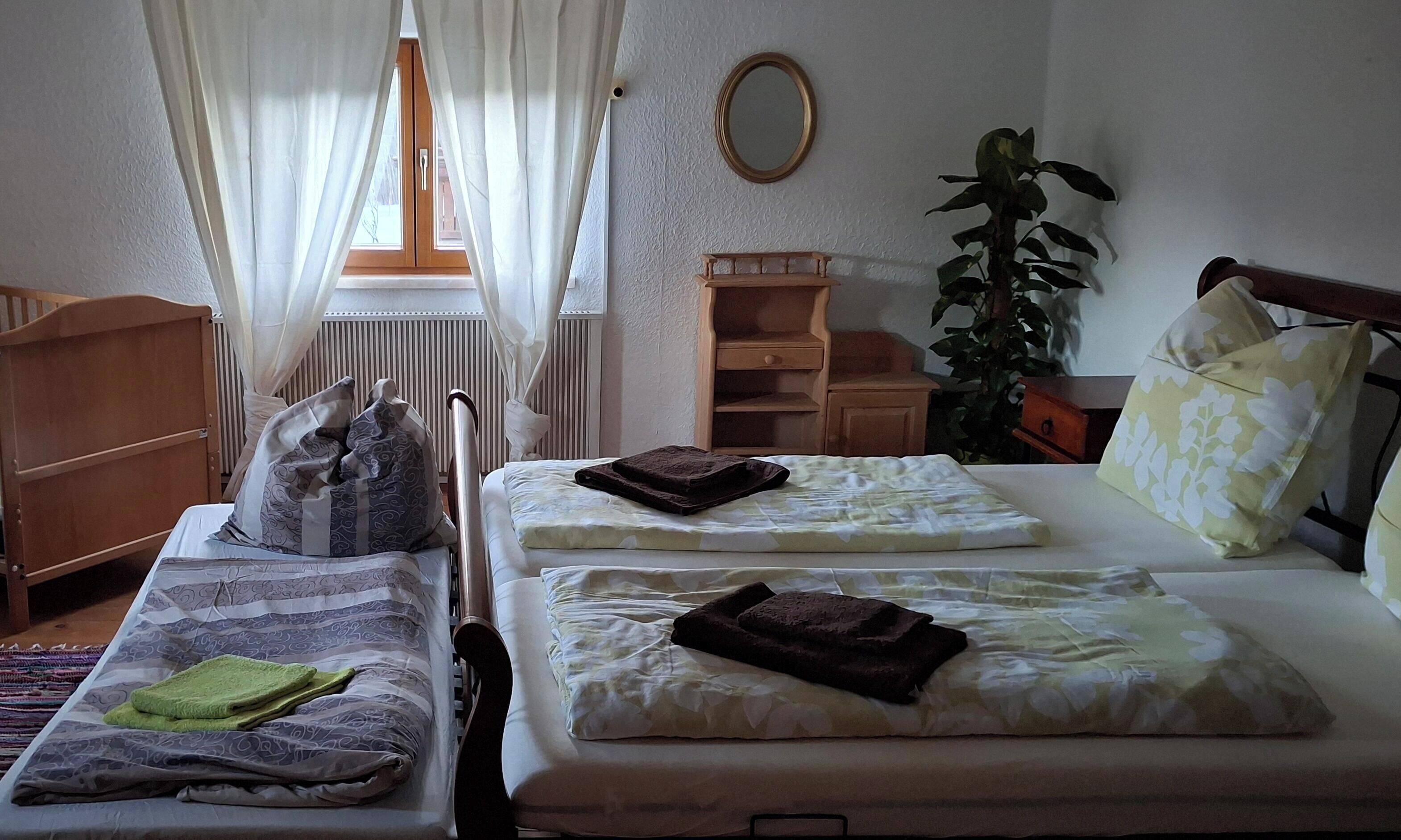 Iron/ironing board, WiFi, bed sheets