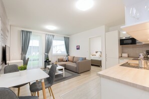 Apartment, 1 Bedroom, Courtyard View | Bahagian dalam