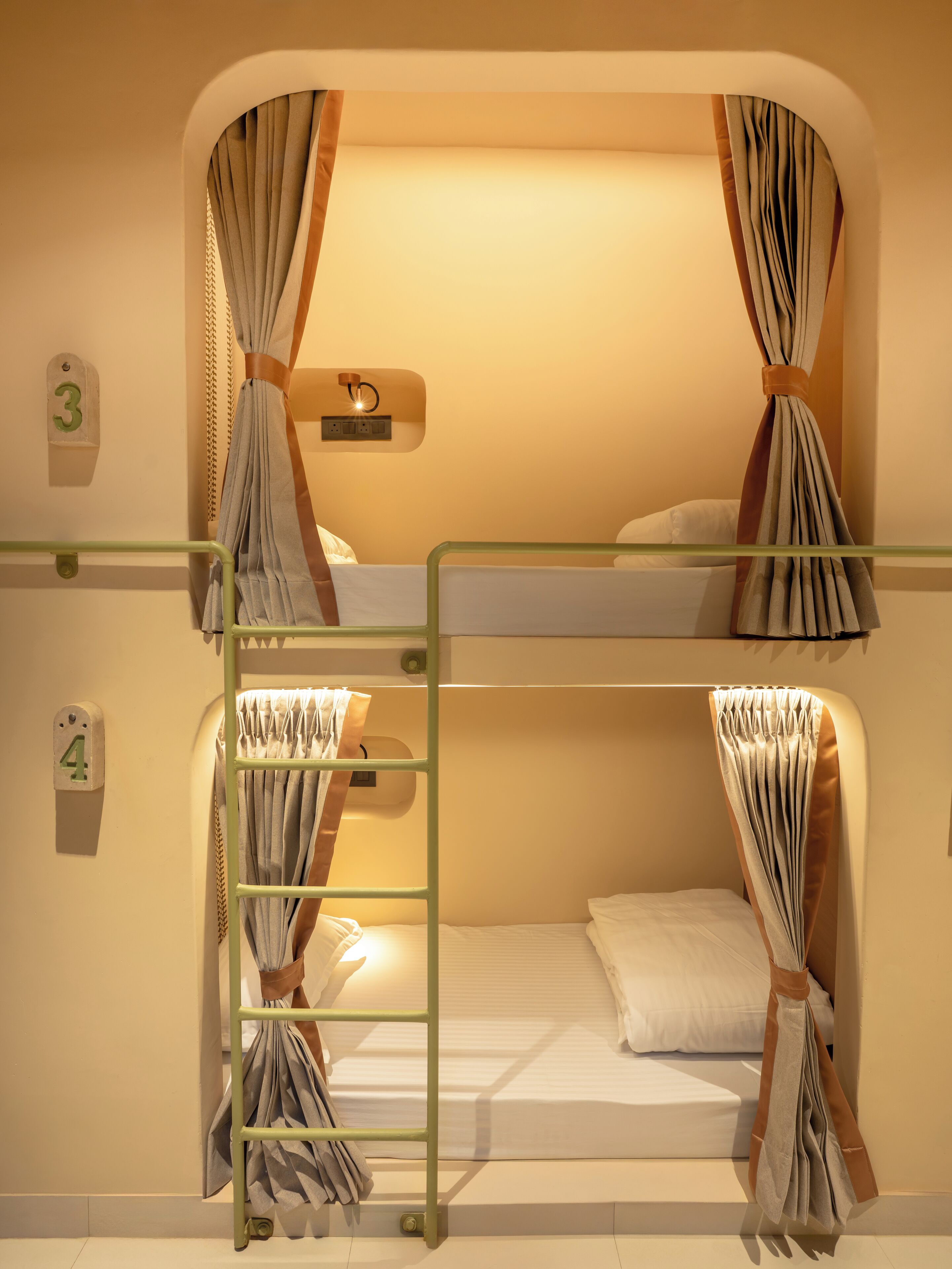 Luxury Shared Dormitory