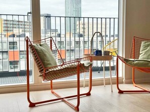 Interior - Boutique City Centre Apartment, Balcony, Parking (Manchester)