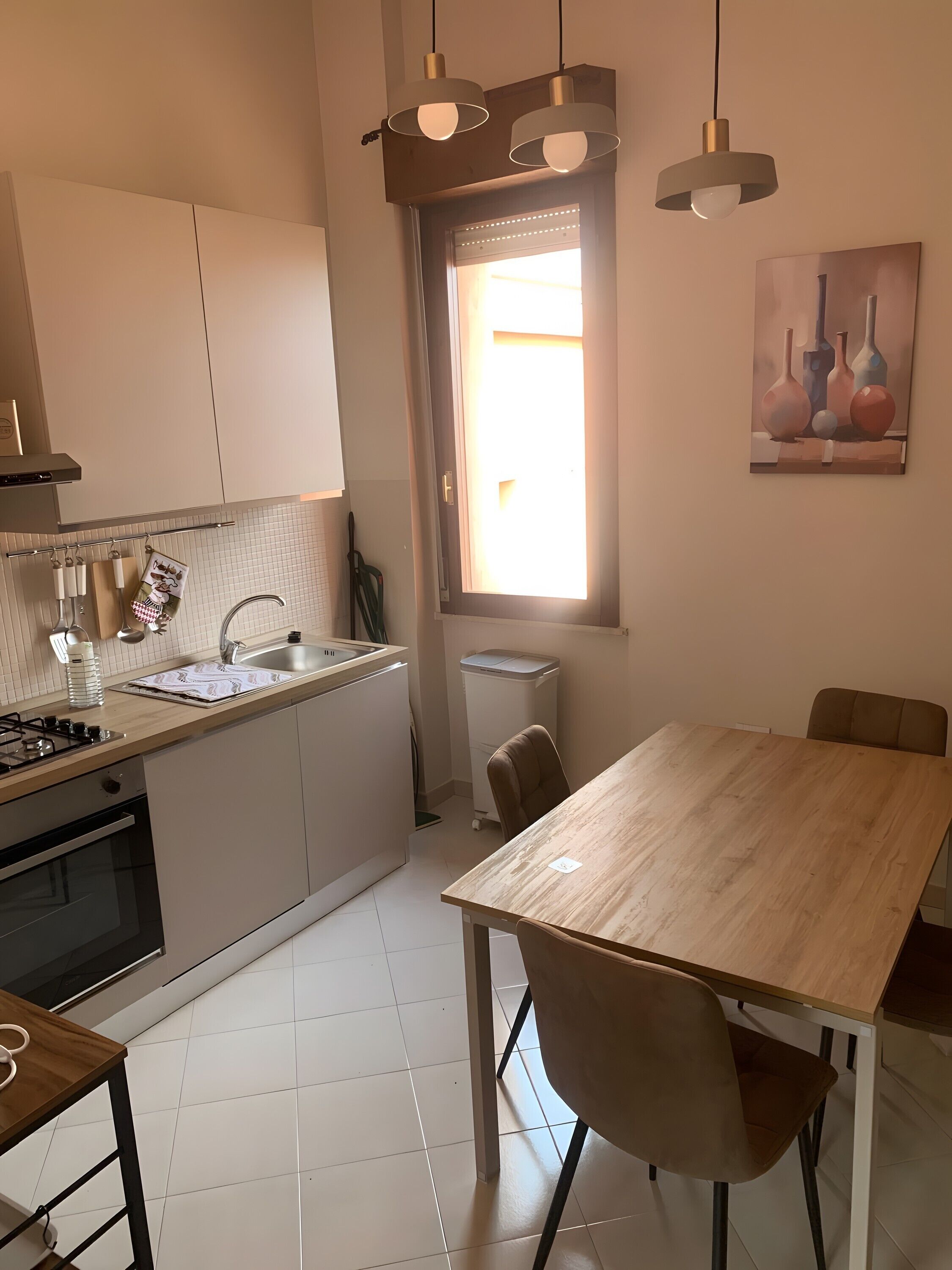 Réfrigérateur, four, plaque de cuisson, lave-vaisselle