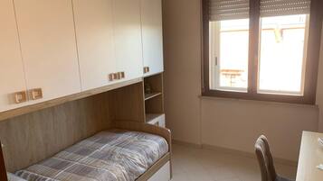 Bügeleisen/Bügelbrett, WLAN, Bettwäsche