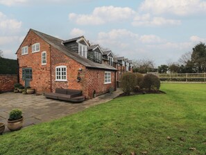 Exterior - The Winnows (Knutsford)