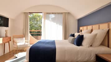 Minibar, coffres-forts dans les chambres, fer et planche à repasser