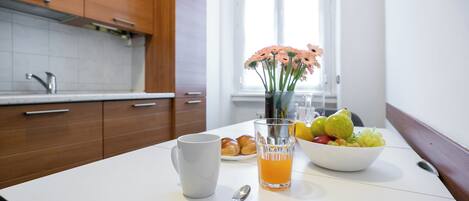 Apartment (1 Bedroom) | Interior