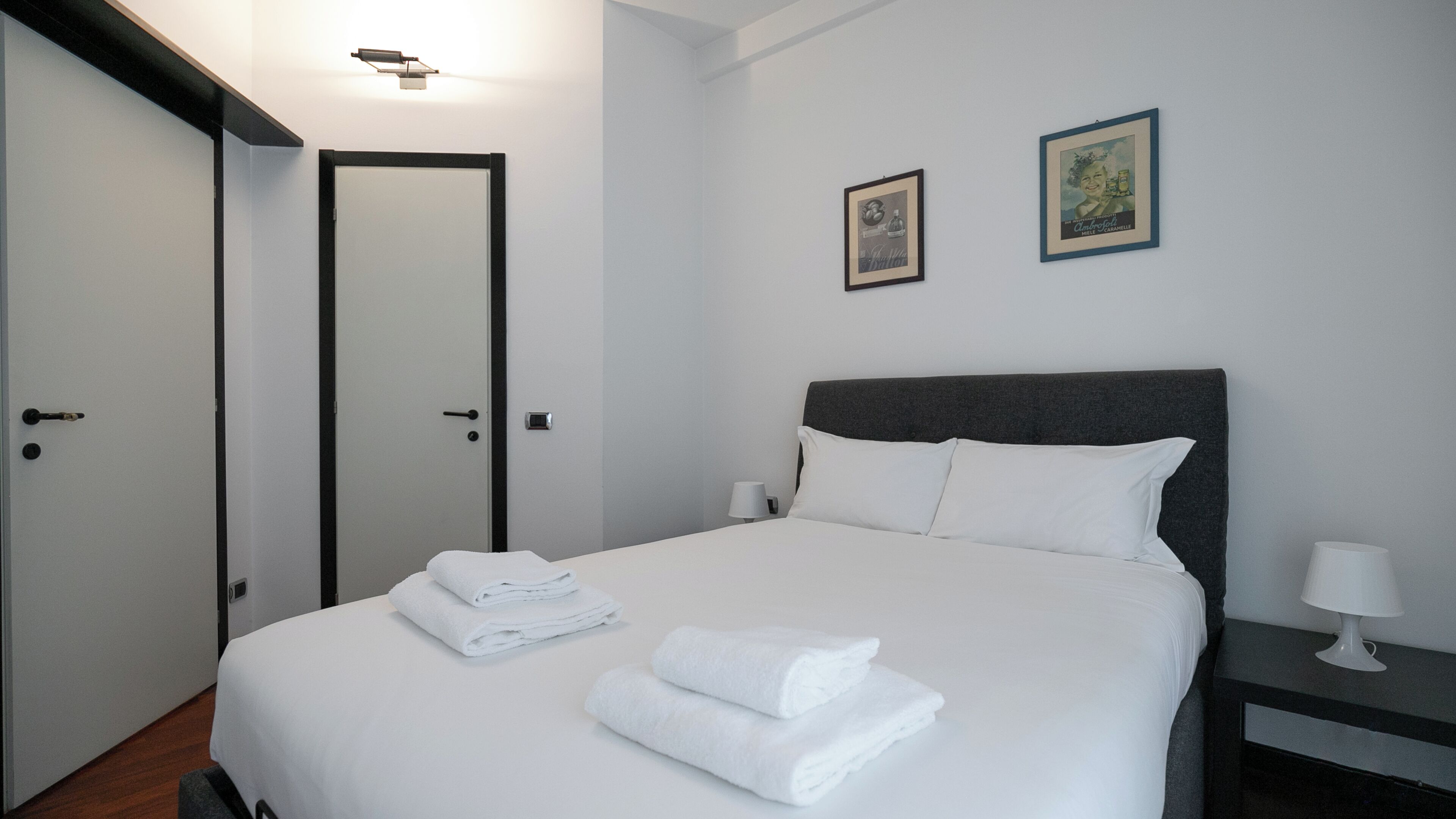 Apartment (1 Bedroom) | Interior