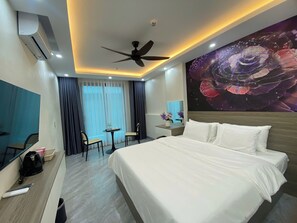 Deluxe Double Room | Egyptian cotton sheets, premium bedding, down comforters - Eco Hotel Hanoi (Hanoi)