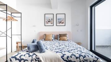 Fer et planche Ă repasser, Wi-Fi, draps fournis